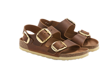Carica l'immagine nel visualizzatore di Gallery, Birkenstock Milano Big Buckle Oiled Leather Cognac