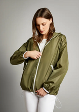 Carica l'immagine nel visualizzatore di Gallery, Windbreaker Fay