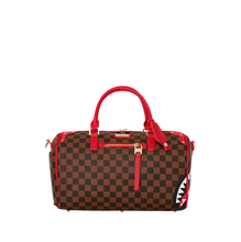 Carica l&#39;immagine nel visualizzatore di Gallery, Bauletto Red Sharks In Paris Mini Duffle Sprayground
