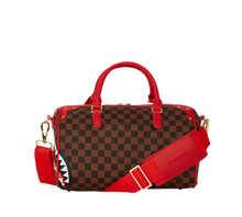 Carica l&#39;immagine nel visualizzatore di Gallery, Bauletto Red Sharks In Paris Mini Duffle Sprayground
