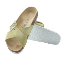 Carica l&#39;immagine nel visualizzatore di Gallery, Birkenstock Siena Shimmering popcorn Suede Leather
