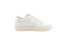 Carica l&#39;immagine nel visualizzatore di Gallery, Golf W Bianco Saint Sneakers
