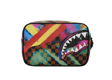 Carica l&#39;immagine nel visualizzatore di Gallery, Toiletry Sharks In Paint Viola Sprayground
