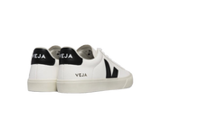 Carica l&#39;immagine nel visualizzatore di Gallery, CAMPO CHROMEFREE LEATHER WHITE BLACK VEJA
