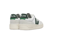 Carica l&#39;immagine nel visualizzatore di Gallery, V-90 LEATHER WHITE CYPRUS VEJA
