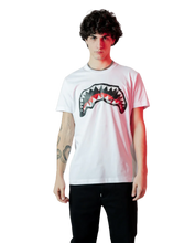 Carica l&#39;immagine nel visualizzatore di Gallery, T-Shirt Color Crumpled Shark Wht  Sprayground
