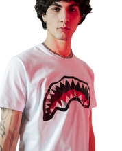 Carica l&#39;immagine nel visualizzatore di Gallery, T-Shirt Color Crumpled Shark Wht  Sprayground
