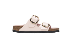 Carica l&#39;immagine nel visualizzatore di Gallery, Birkenstock Arizona Big Buckle Pelle naturale vernice High-Shine Light Rose Donna

