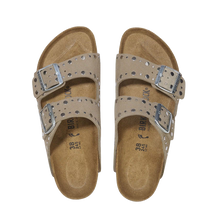 Carica l&#39;immagine nel visualizzatore di Gallery, Birkenstock Arizona Rivet Pelle scamosciata Taupe Donna
