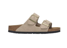 Carica l&#39;immagine nel visualizzatore di Gallery, Birkenstock Arizona Pelle scamosciata Sandcastle Donna
