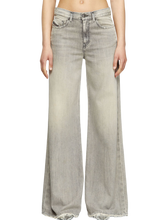 Carica l&#39;immagine nel visualizzatore di Gallery, Flare jeans 1978 d-akemi 068ru Diesel
