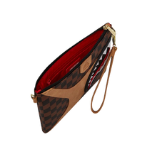 Carica l&#39;immagine nel visualizzatore di Gallery, HENNYVILLE CROSSOVER CLUTCH
