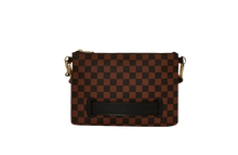 Carica l&#39;immagine nel visualizzatore di Gallery, SAWTOOTH SHARKS IN PARIS CROSSOVER CLUTCH
