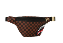Carica l&#39;immagine nel visualizzatore di Gallery, SAWTOOTH SHARKS IN PARIS SAVVY CROSSBODY
