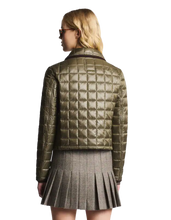 Carica l&#39;immagine nel visualizzatore di Gallery, 3 Ganci in Tessuto Tecnico Trapuntato Donna NGW76513510XOS0464 Fay
