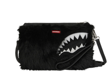Carica l'immagine nel visualizzatore di Gallery, FUR CRAY BLACK CROSSOVER CLUTCH
