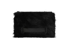 Carica l'immagine nel visualizzatore di Gallery, FUR CRAY BLACK CROSSOVER CLUTCH
