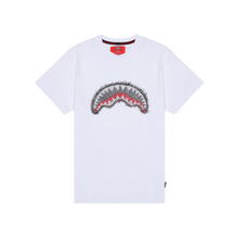 Carica l'immagine nel visualizzatore di Gallery, SCRIBBLE EMBROIDERY SHARK REG T-SHIRT WHT SPRAYGROUND
