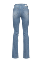 Carica l&#39;immagine nel visualizzatore di Gallery, FLORA JEANS FLARED DENIM BLUE STRETCH
