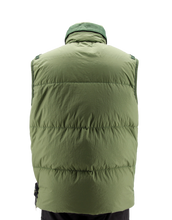 Carica l&#39;immagine nel visualizzatore di Gallery, Gilet 7715G0123 Stone Island
