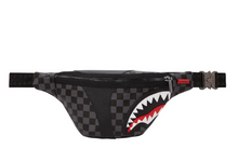 Carica l&#39;immagine nel visualizzatore di Gallery, Henney sip black savvy crossbody Sprayground
