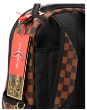 Carica l&#39;immagine nel visualizzatore di Gallery, Henny sip lock dlx Sprayground
