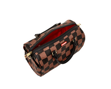 Carica l&#39;immagine nel visualizzatore di Gallery, BORSA SHARKS IN PARIS PAINTED MINI DUFFLE SPRAYGROUND
