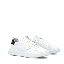 Carica l&#39;immagine nel visualizzatore di Gallery, Sneakers Temple Veau Blanc Noir Philippe Model
